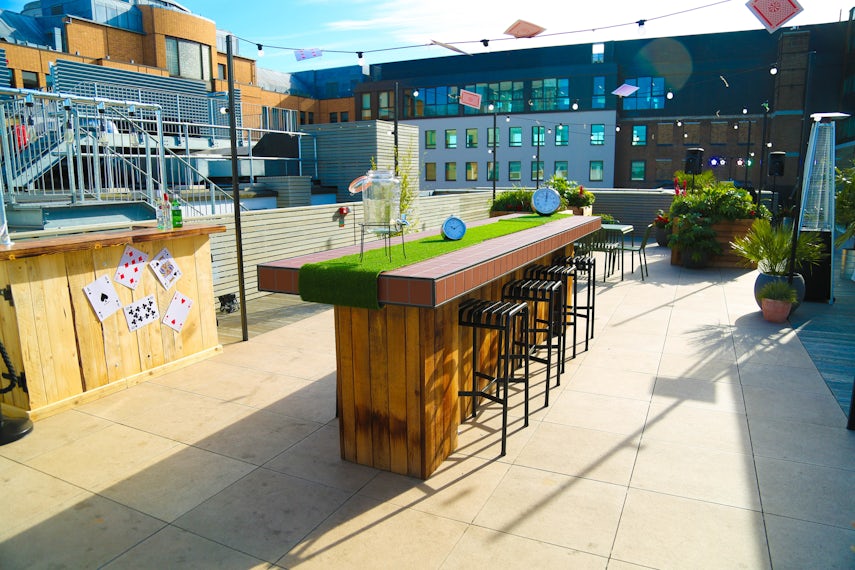 Roof Terrace 0