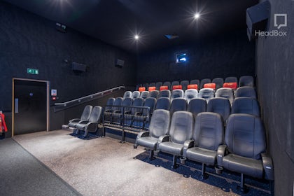 Entire Venue 10