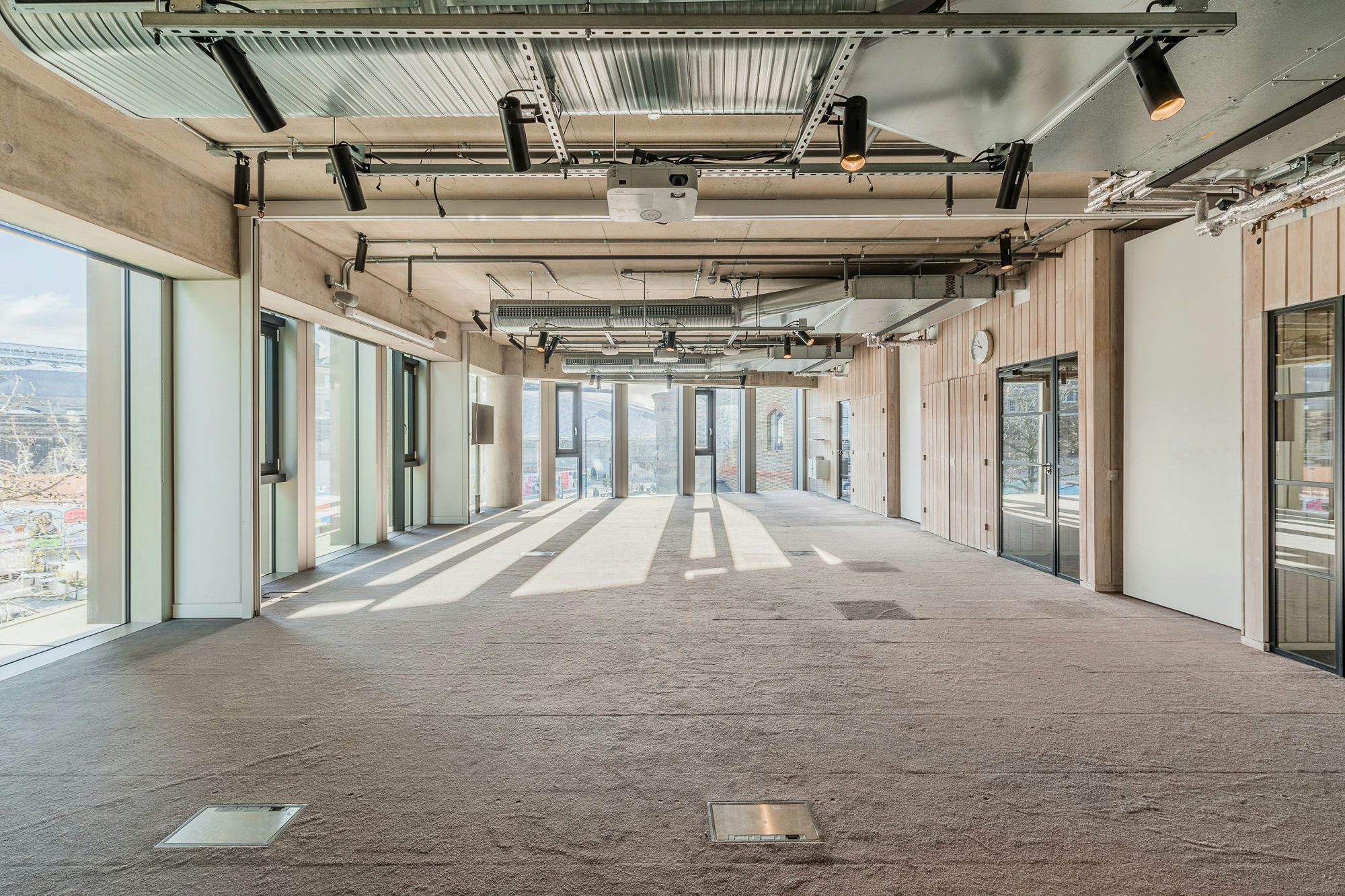 Large Meeting Room 3