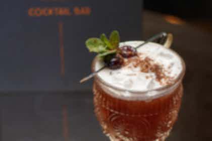Cocktail Bar 4