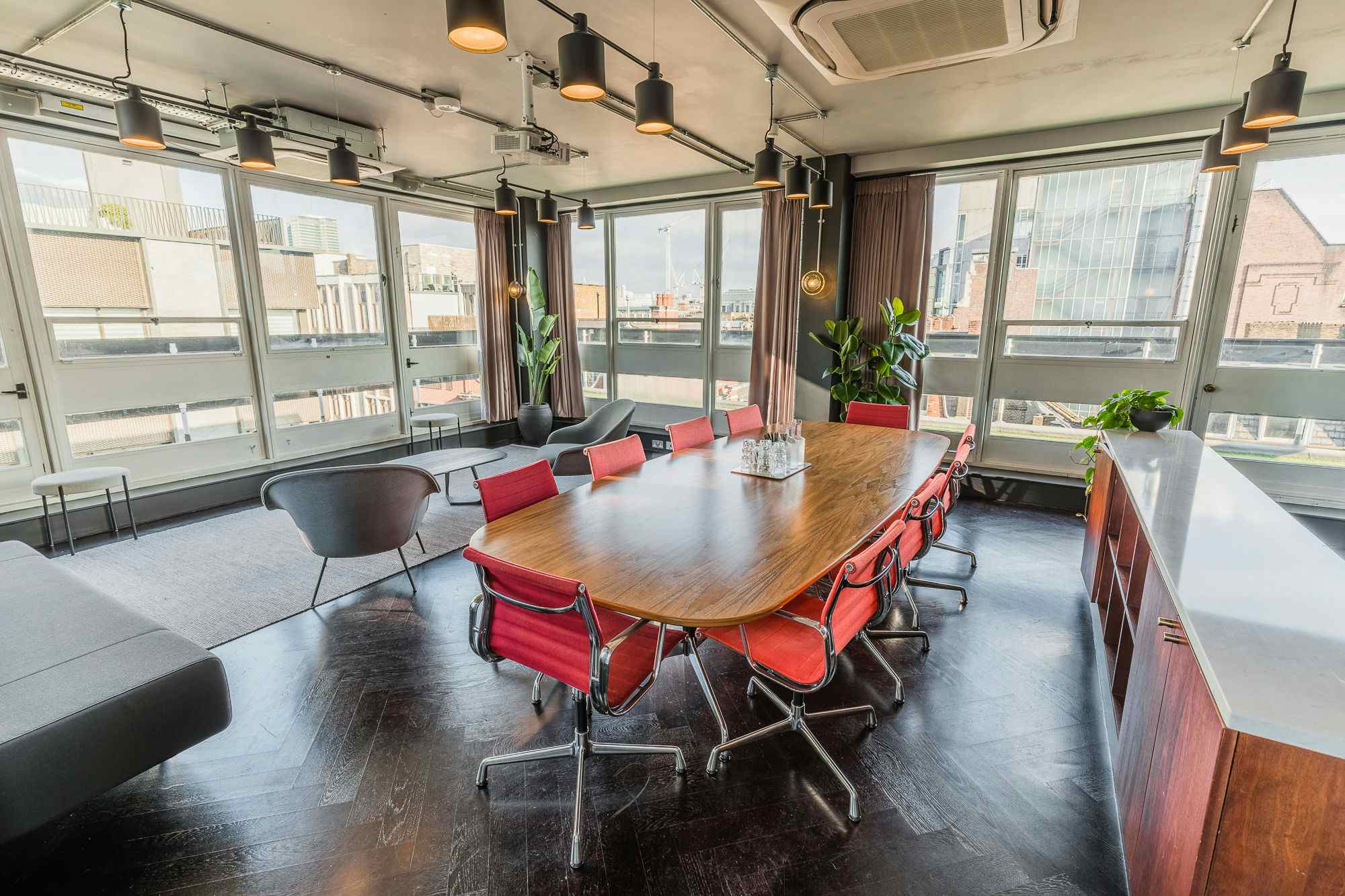 Apartment & Roof Terrace 1