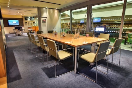Corporate Box 50 1
