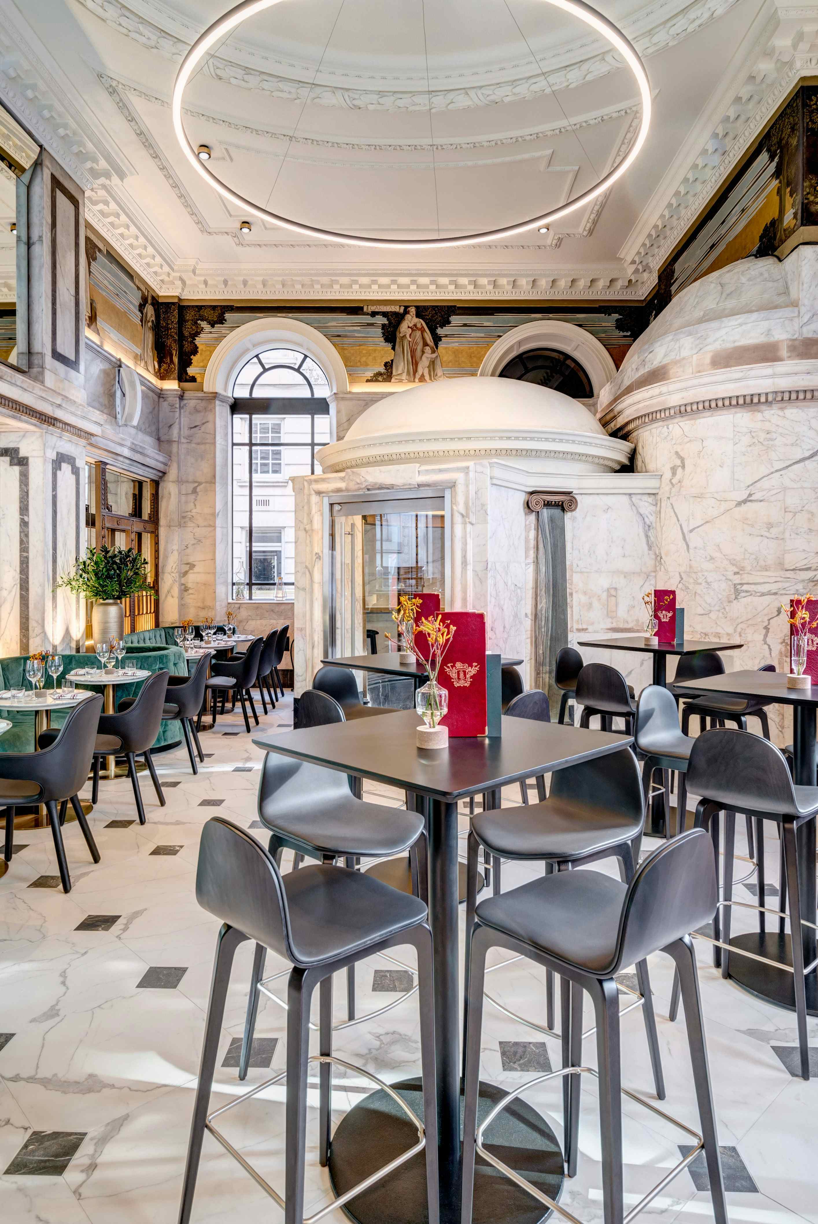 Apex Temple Court Hotel