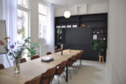 The Meeting Room 5