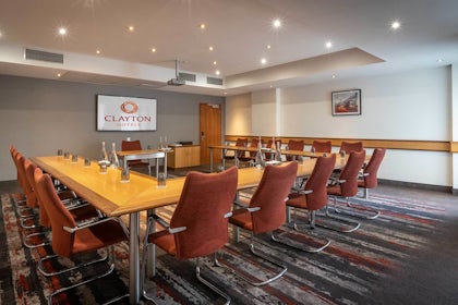 Eyre Suite 2