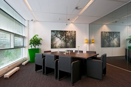 Green Room 1