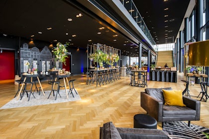 Foyer & Loft 4