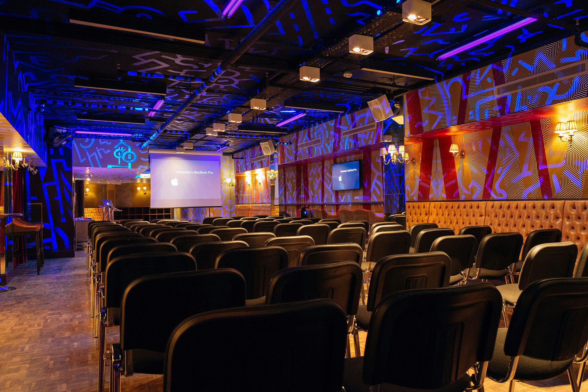 The Jaques Room - Meetings 3D tour