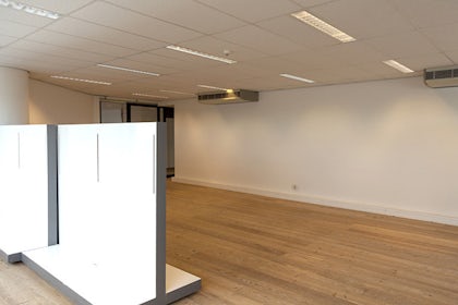 SHOWROOM 01.10.12 2