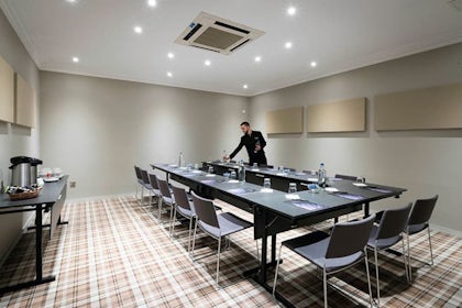 Goldsmith 3