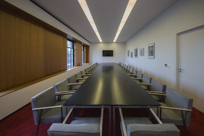 Building 43 | Meeting Area 1
