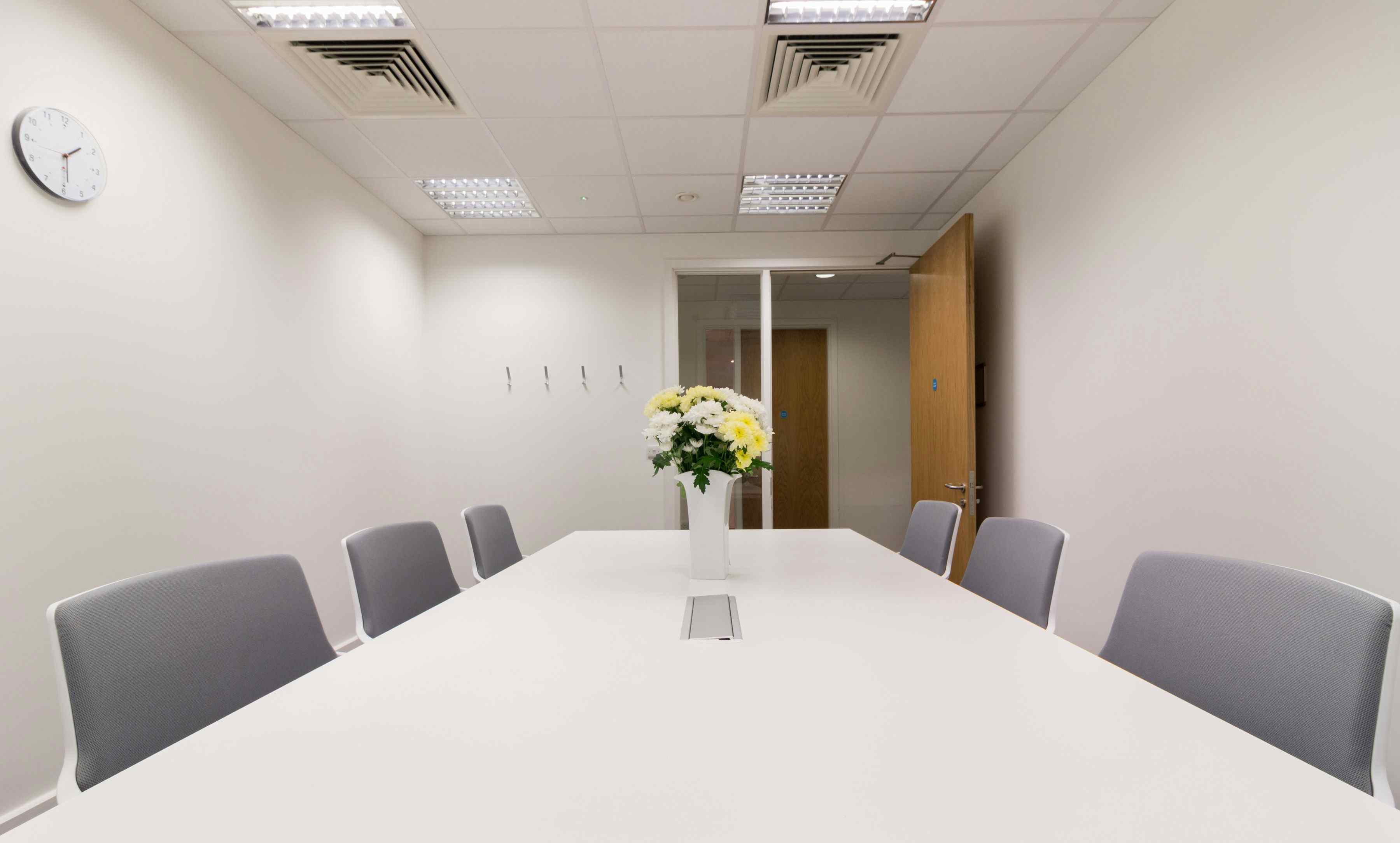Book Meeting Room at Regus Cork Phoenix House. A Cork Venue for Hire