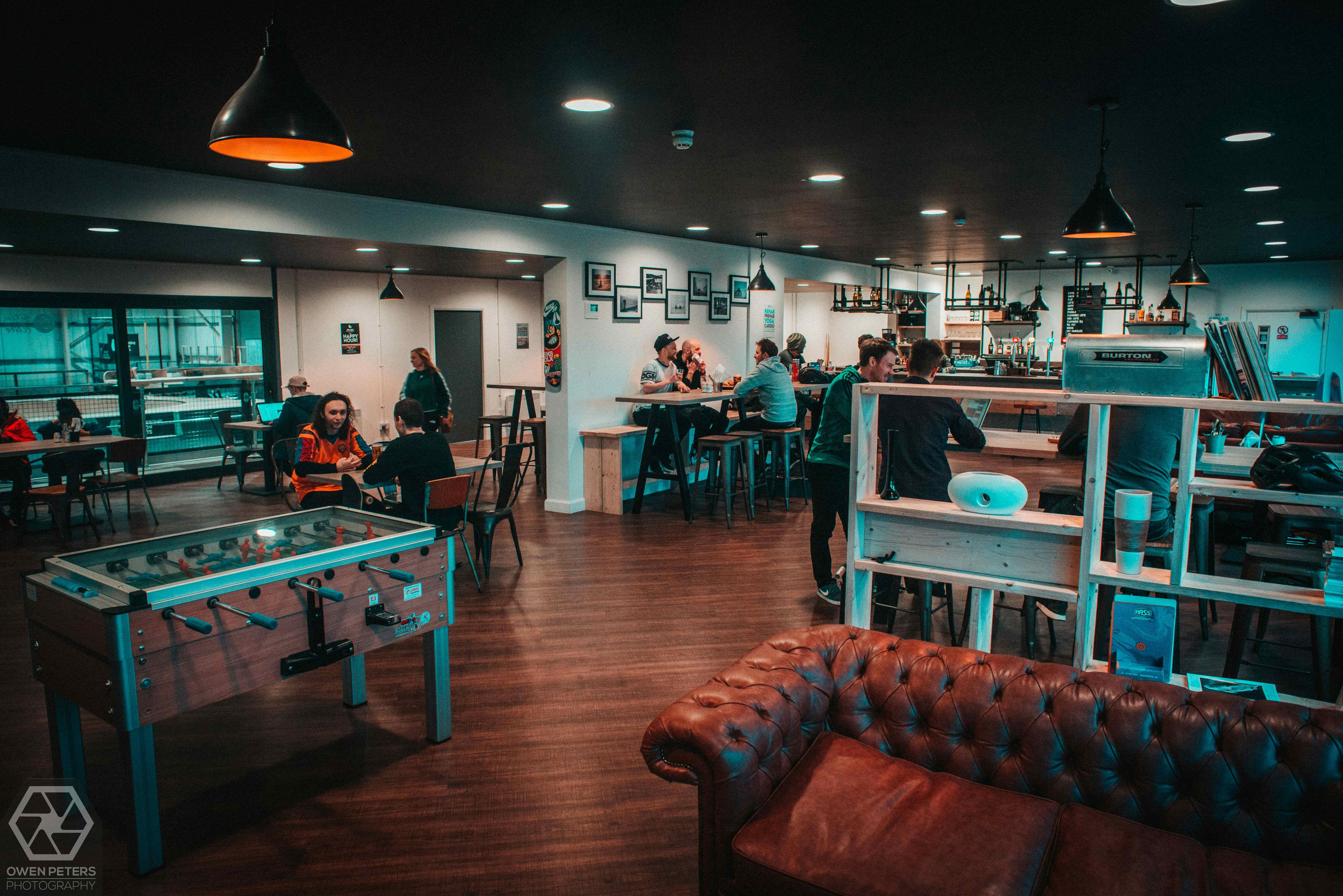 The View Bar & Restaurant 4