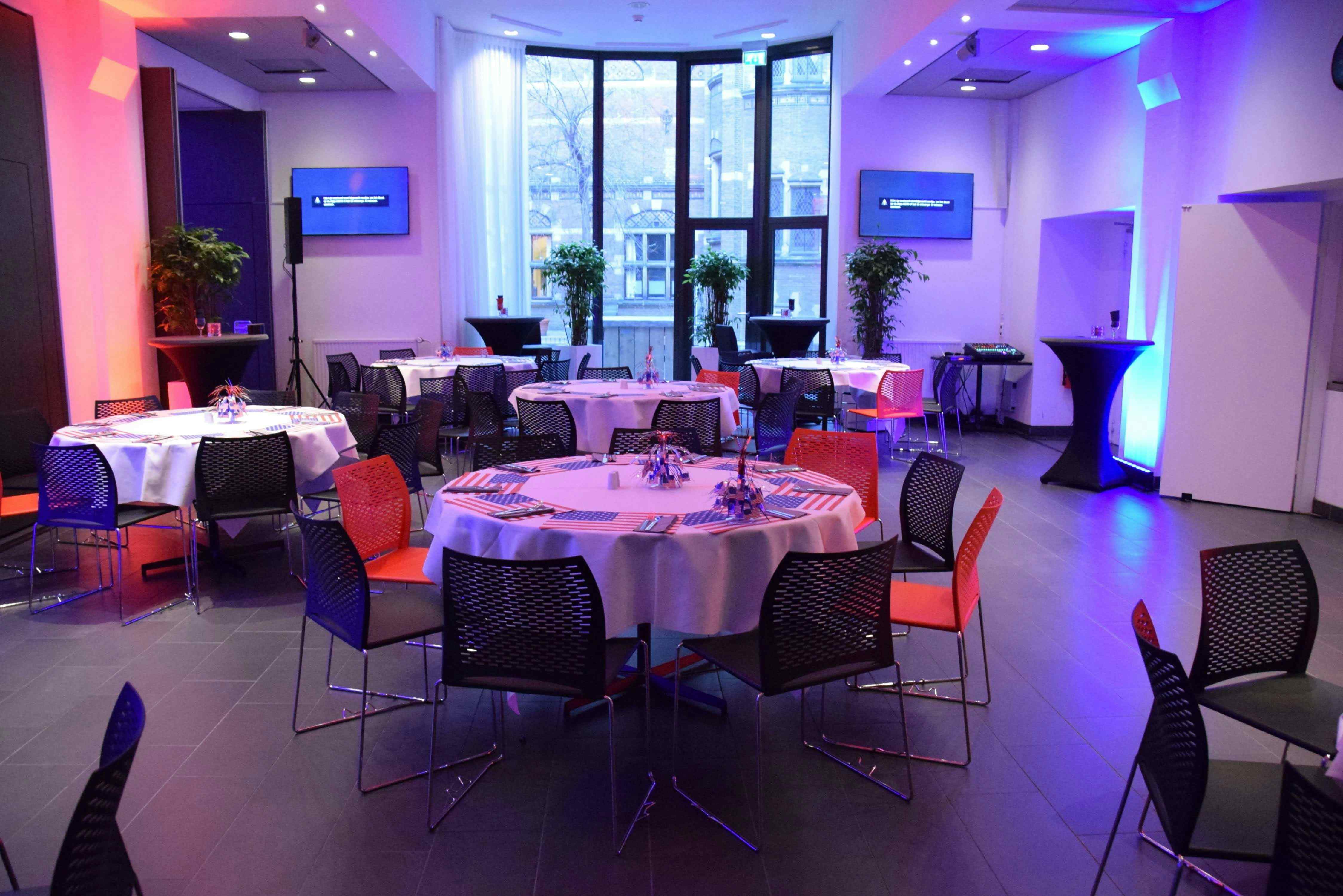 Wandelganger 1 & 2 & Provinciezaal 2