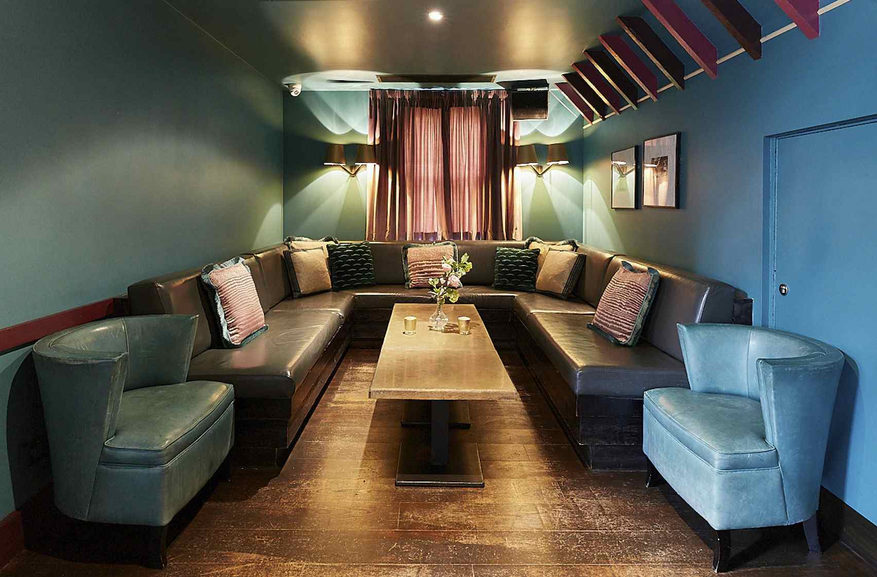 Penthouse Champagne Bar 18