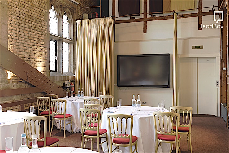 North Tower **Hire the North Tower at Tower Bridge, a fantastic Space at an iconic venue, this Space is perfect for your next meeting or workshop.**
Situated within the North Tower of the bridge, this intimate
