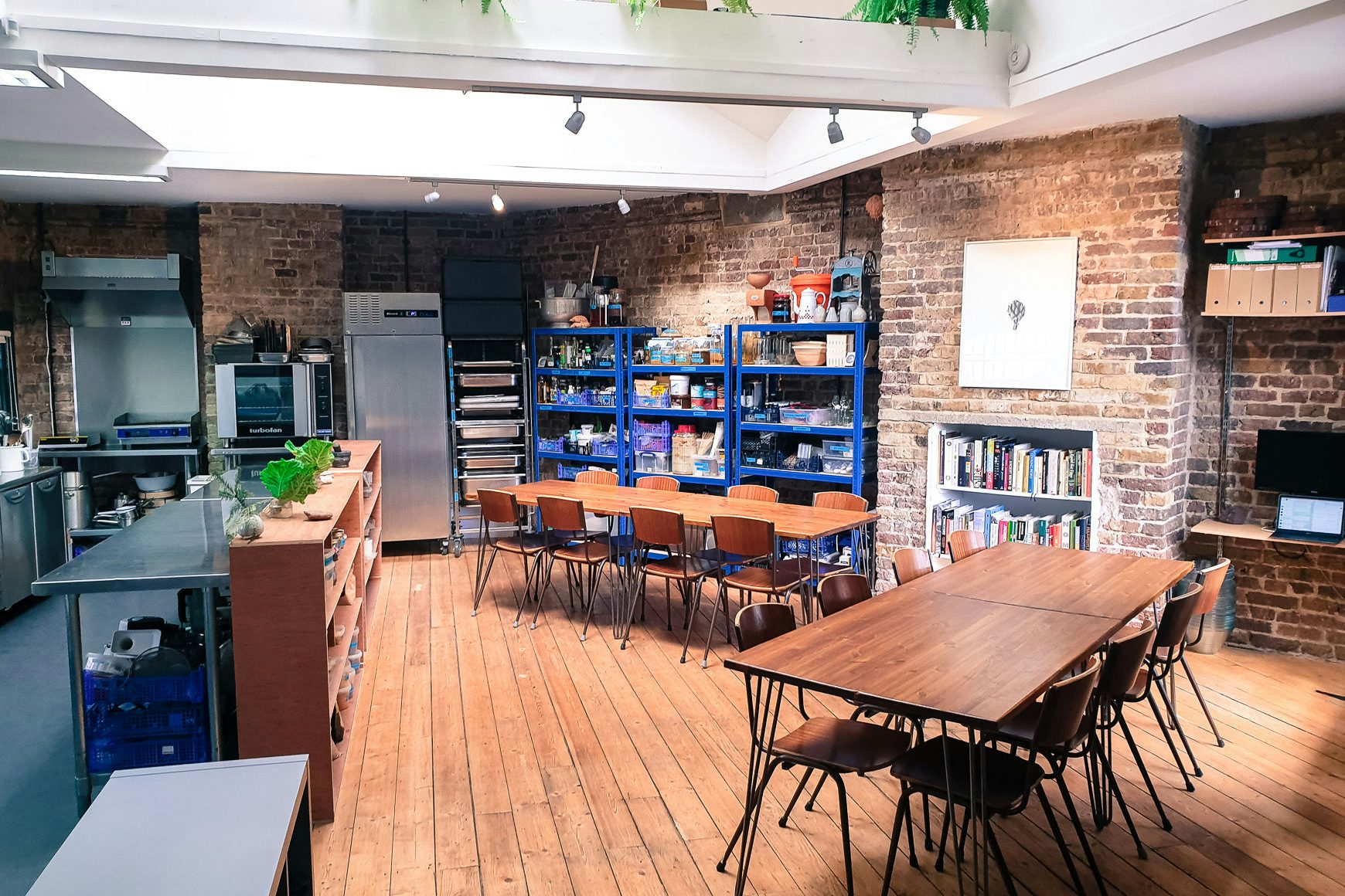 Kitchen Studio/Meeting Room 0