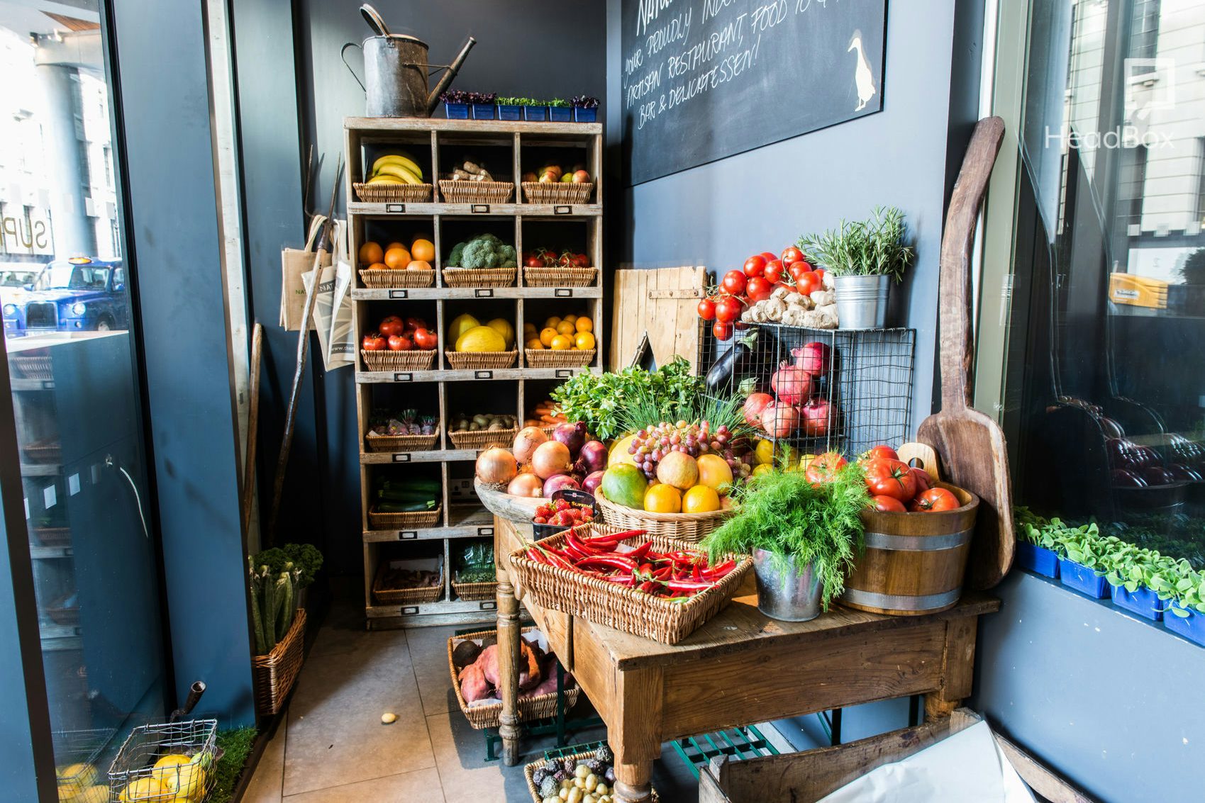 Morning, Deli 4