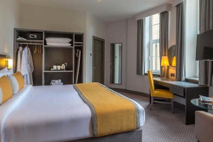 Christy Ring Suite 1