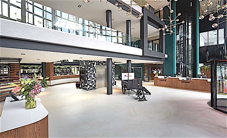 Pieter de Hoogh **Pieter de Hoogh is een veelzijdige, moderne vergaderzaal te huur bij The Corendon Hotel Amsterdam.**
Het Corendon City Hotel Amsterdam is een uniek hotel concept, gevestigd in Amsterdam Nieuw-W