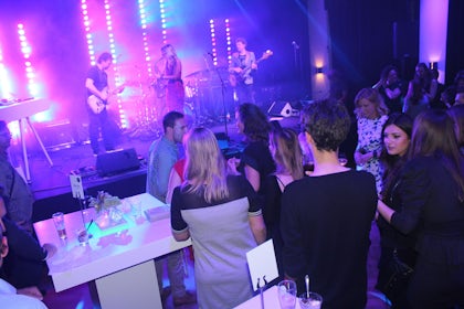 Studio 10