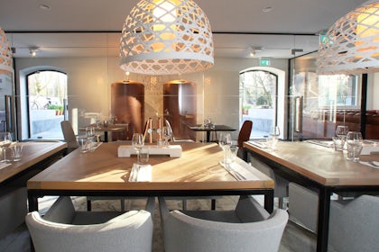Restaurant 7