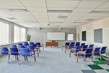 Middle Room 11 7