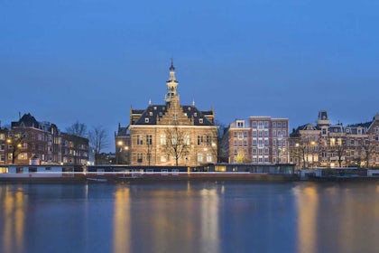The Town Hall 6