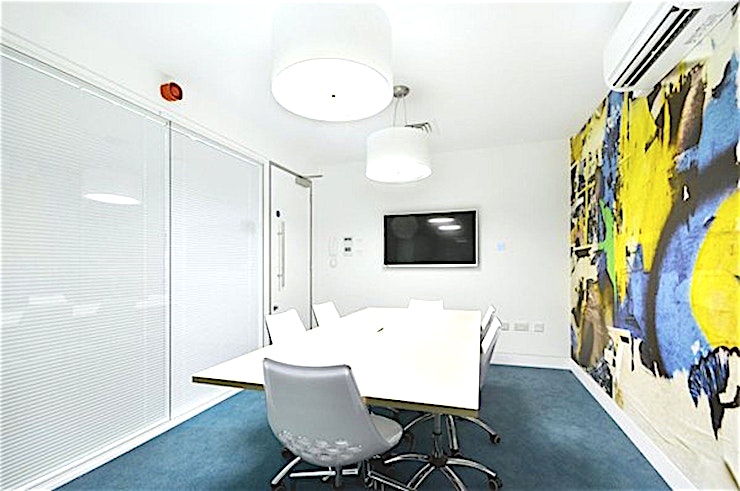 Roadmap - Chester House **Need a London meeting room that's away from the hustle and bustle of the central city? Look no further!**
Just twenty minutes from the West End on the Northern Line, rooms at Chester House are a