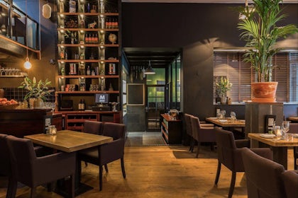 Whole Restaurant 3
