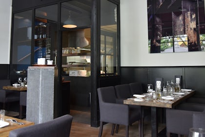 Whole Restaurant 5