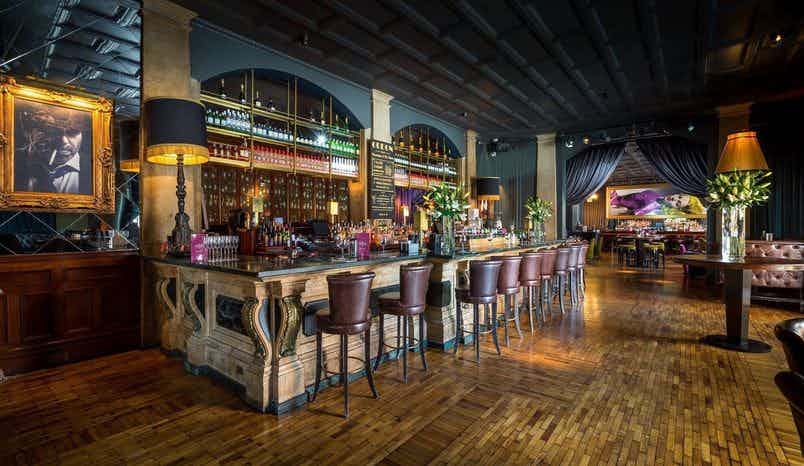 The Best Bars For Hire In Dublin Headbox