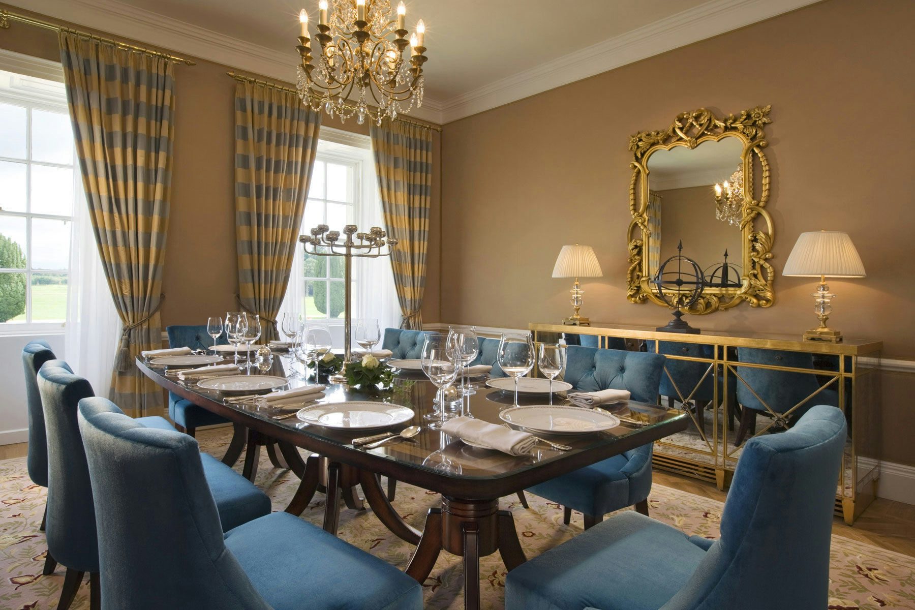 The Presidential Suite Dining Room 3