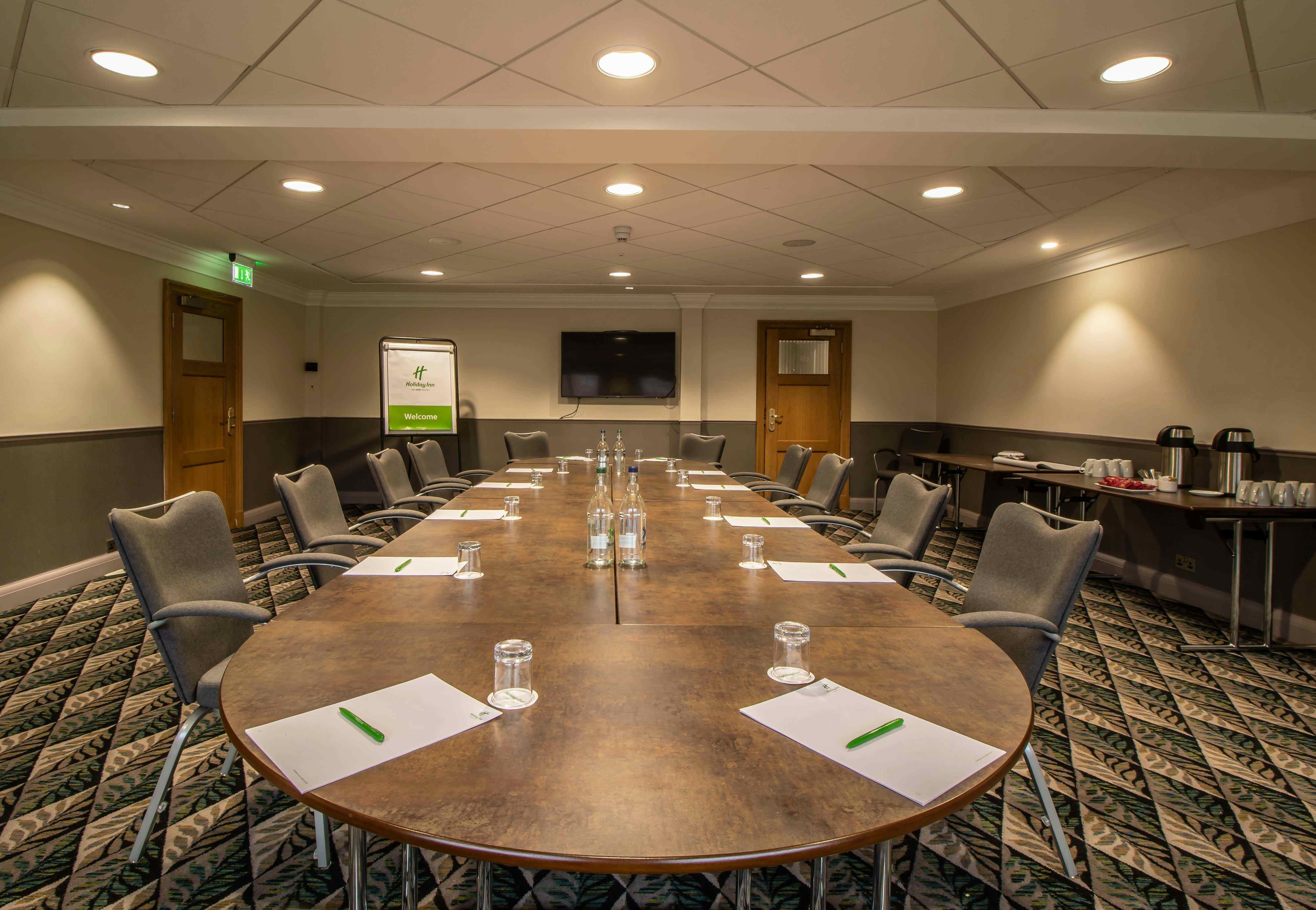 Book Knighton Suite at Holiday Inn Leicester Wigston. A Leicester