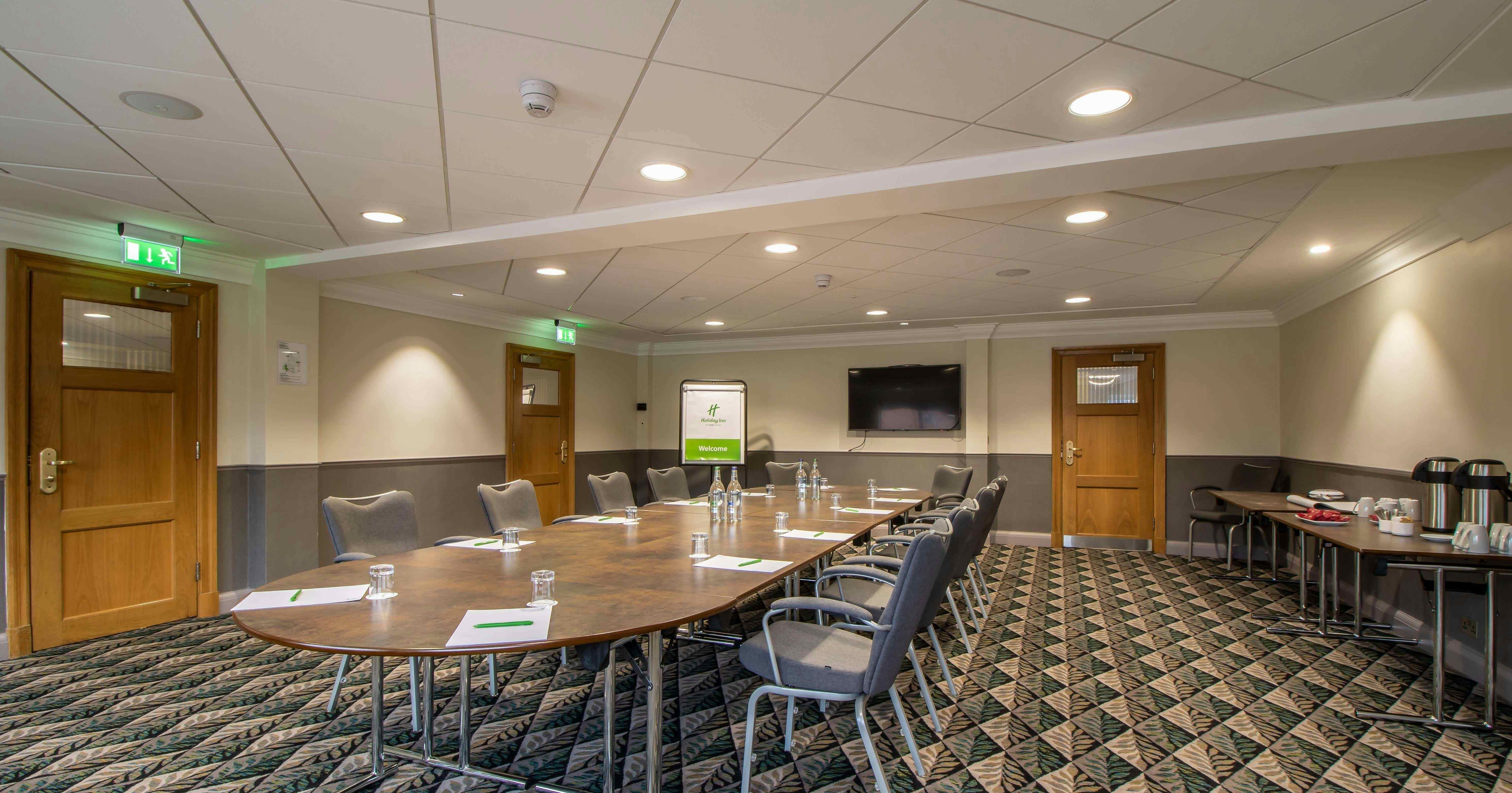 Book Knighton Suite at Holiday Inn Leicester Wigston. A Leicester