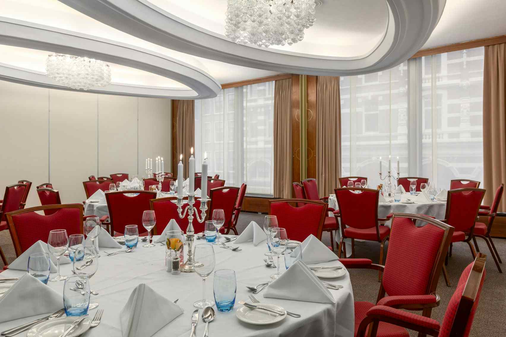 Saskia + Titus + Cornelia