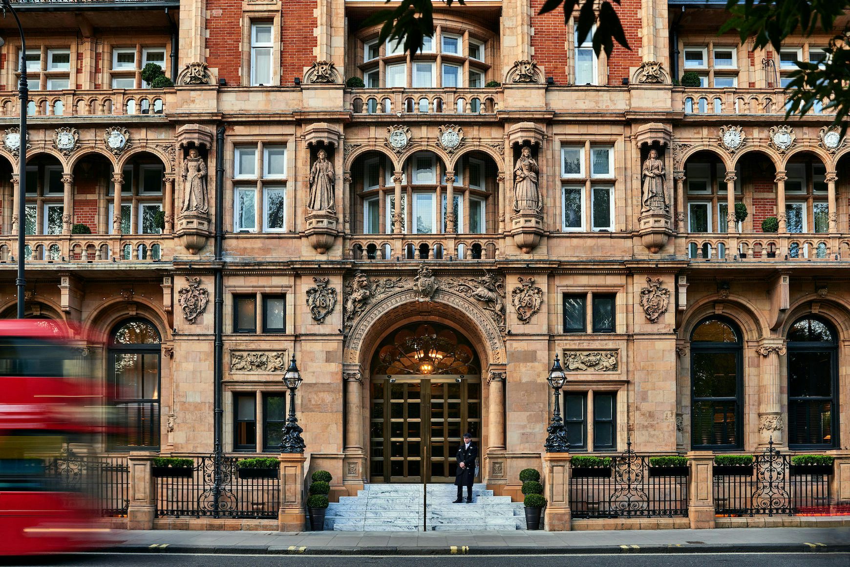 Carrington & Grant 2