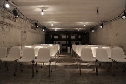 Turbinehal, Oliehuis & Accukamer 17