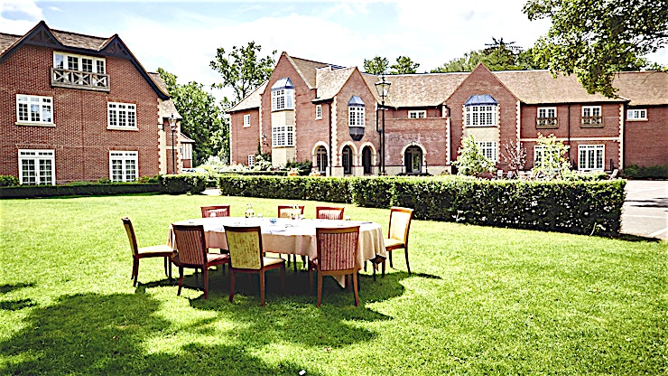 Venue Hire **Book one of the stunning Spaces at The Luton Hoo Hotel, Golf & Spa.**
Luton Hoo offers two contrasting styles of holding conferences and meetings. The Mansion House or the purpose-built conferen