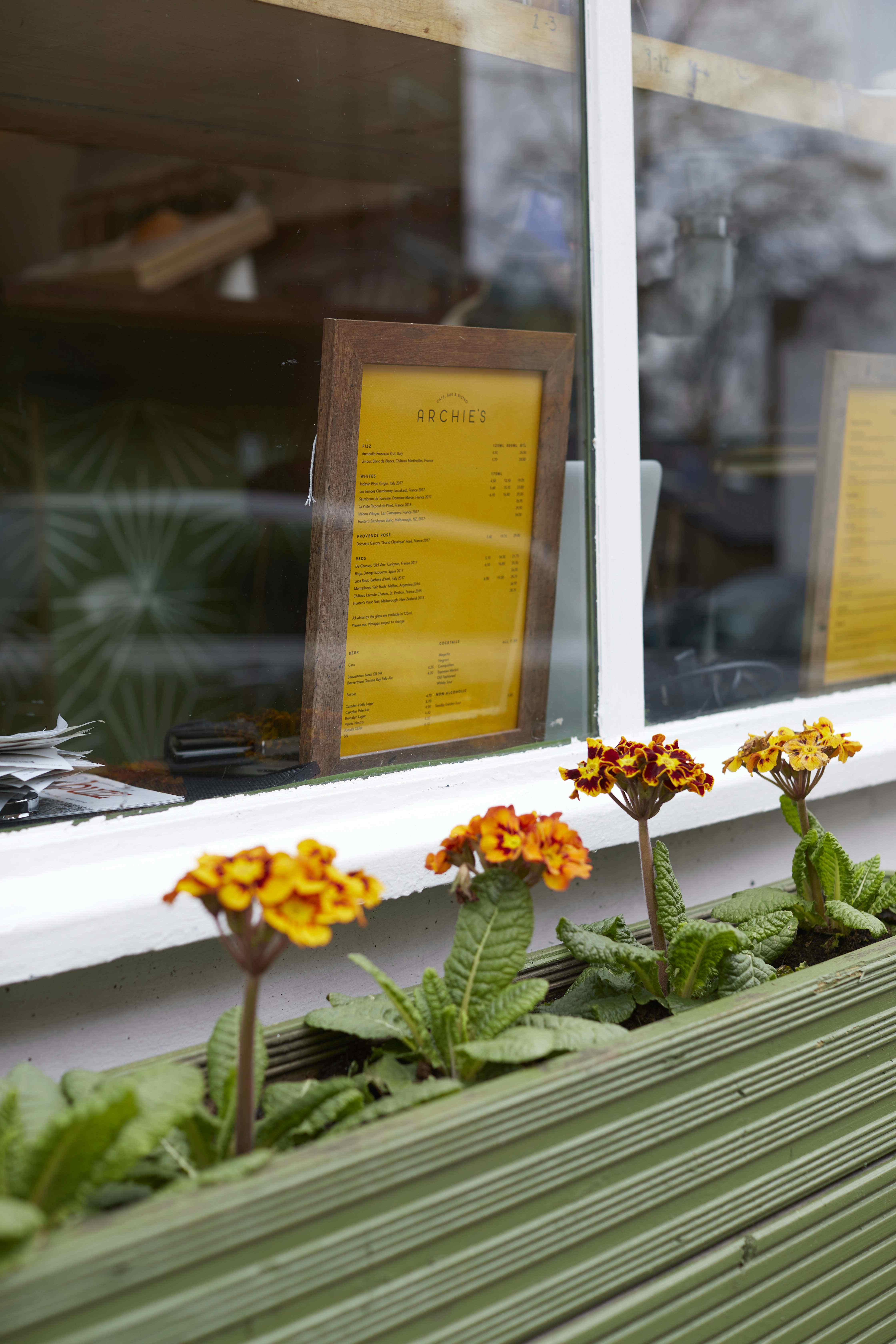 Dining Room and Bar 15