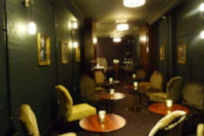 Ambassador Lounge Exclusive 4