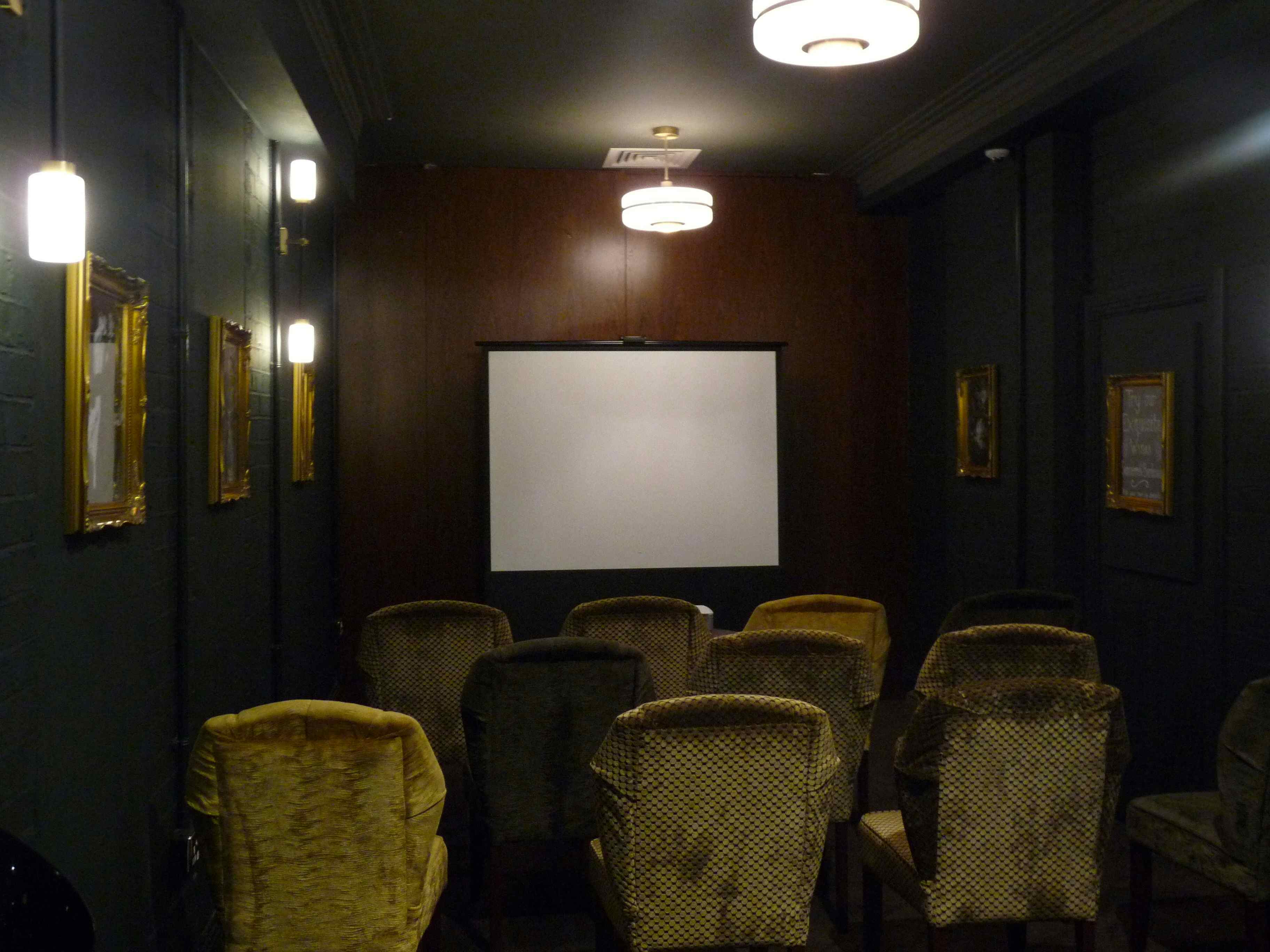 Ambassador Lounge Exclusive 6