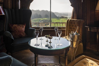 Boudoir Dining 6