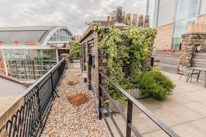 Roof Terrace 12