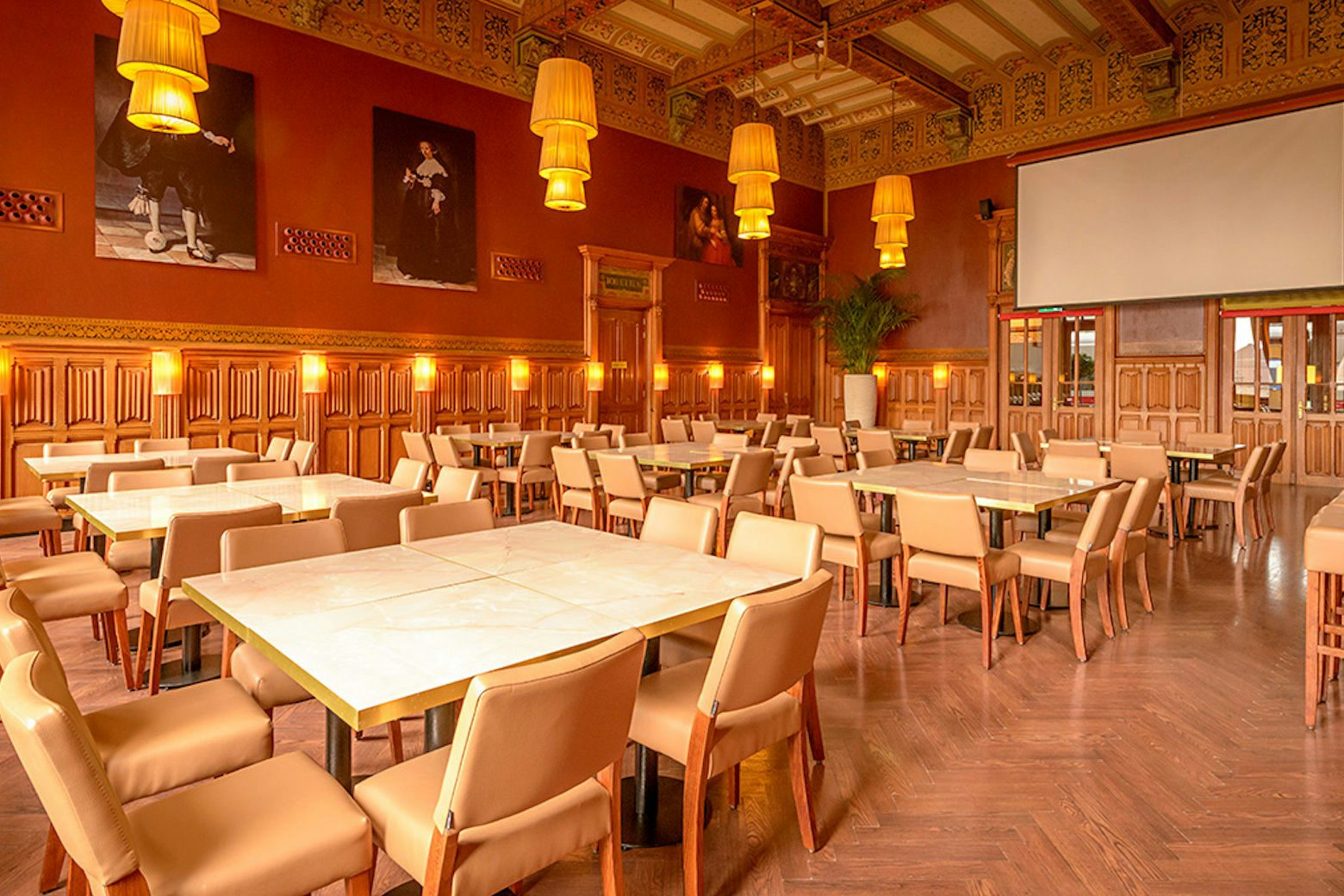 The First Class Waiting Room 5