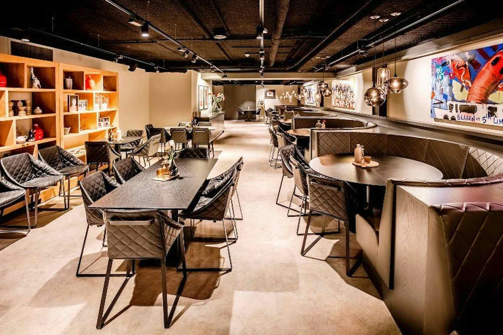 Restaurant On Fifth 1