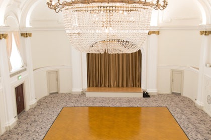 Ballroom 9