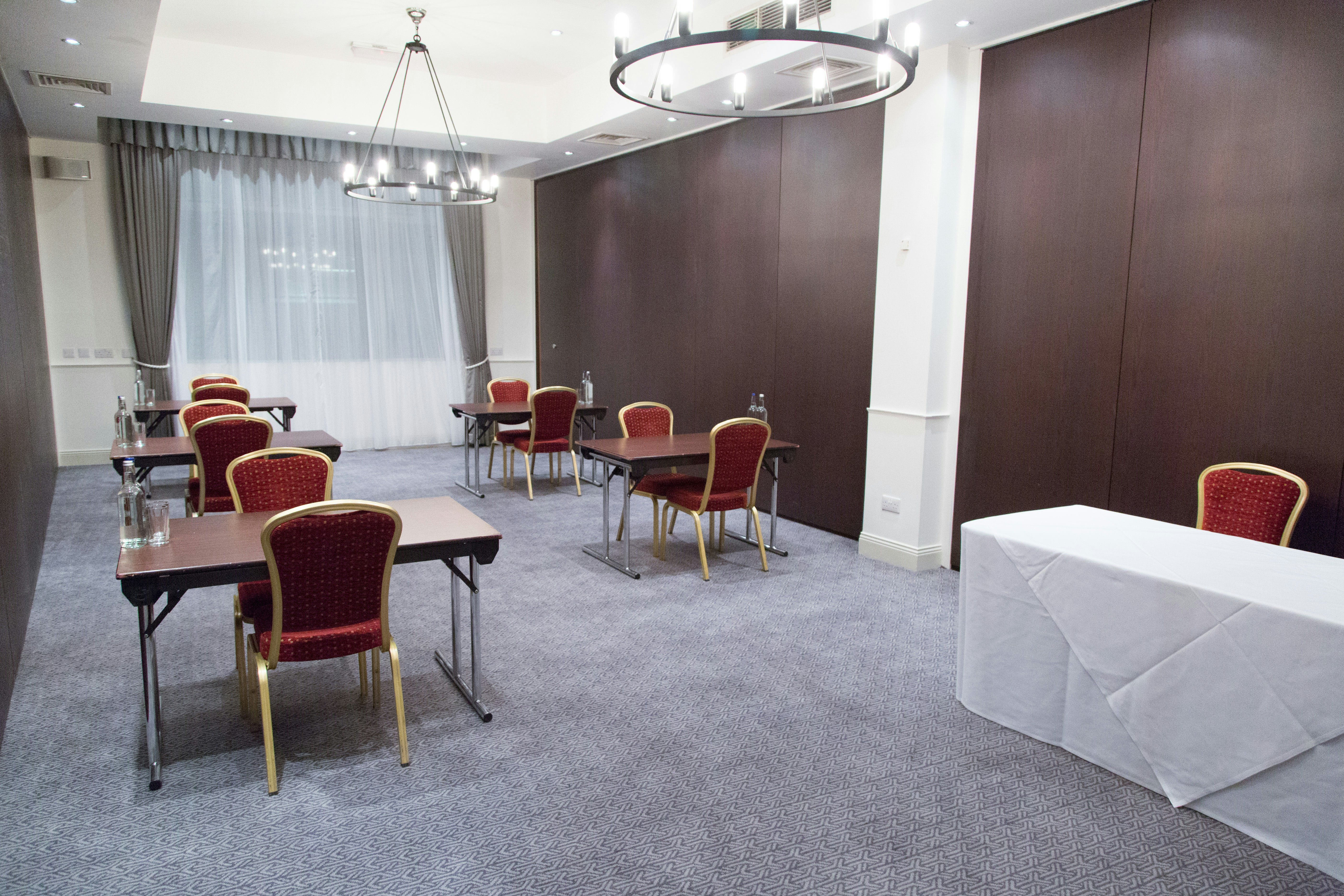 Duchess Suite Small 5