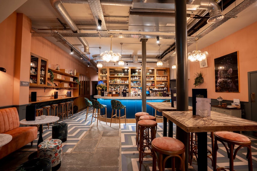 The Bar 0