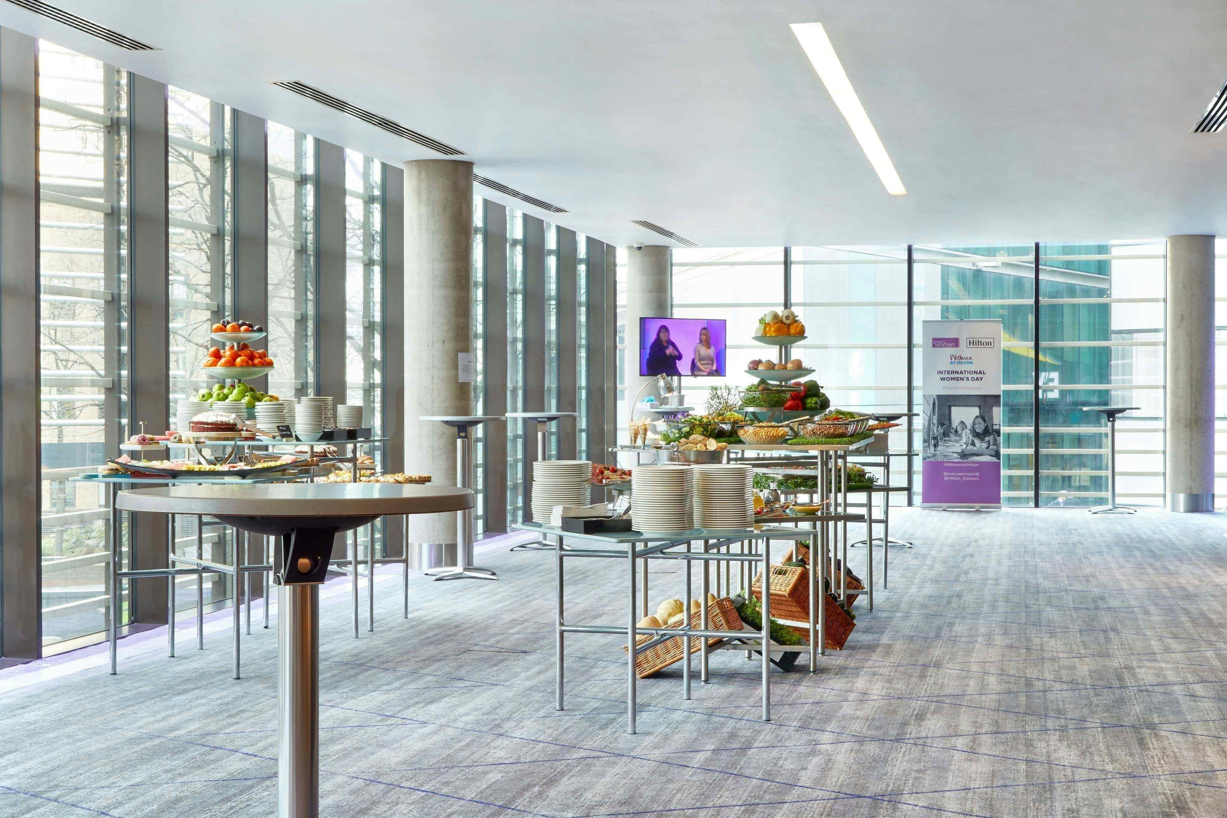 book-more-london-suite-at-hilton-london-tower-bridge-a-london-venue